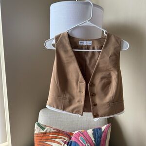 Women's Tan Vest
